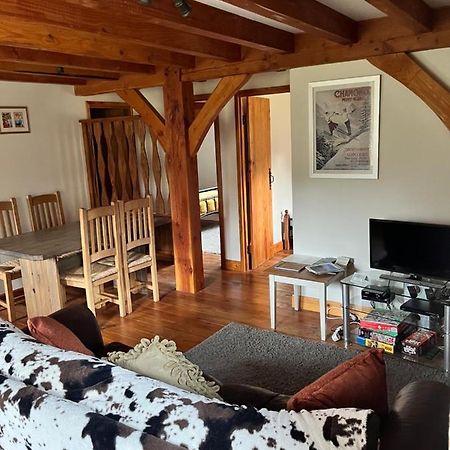 Chez Jallot - Upper Gite Vidaillat Buitenkant foto