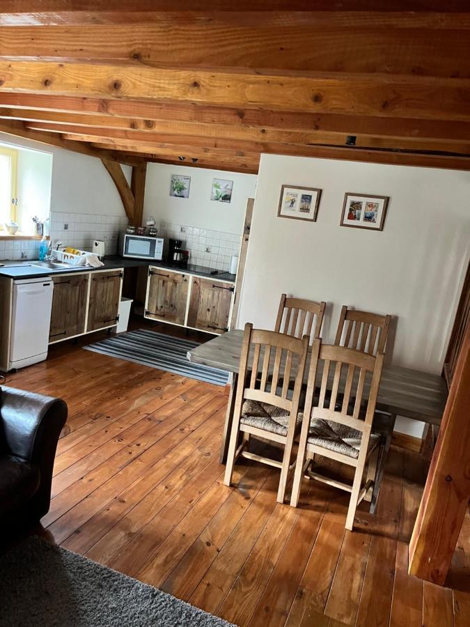 Chez Jallot - Upper Gite Vidaillat Buitenkant foto