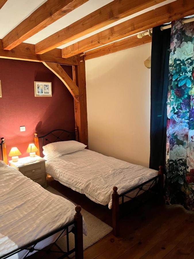 Chez Jallot - Upper Gite Vidaillat Buitenkant foto